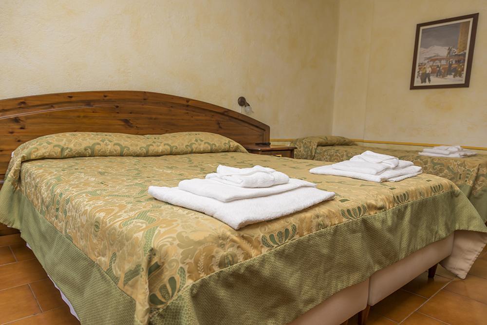 Hotel La Fontaine Oulx Kültér fotó
