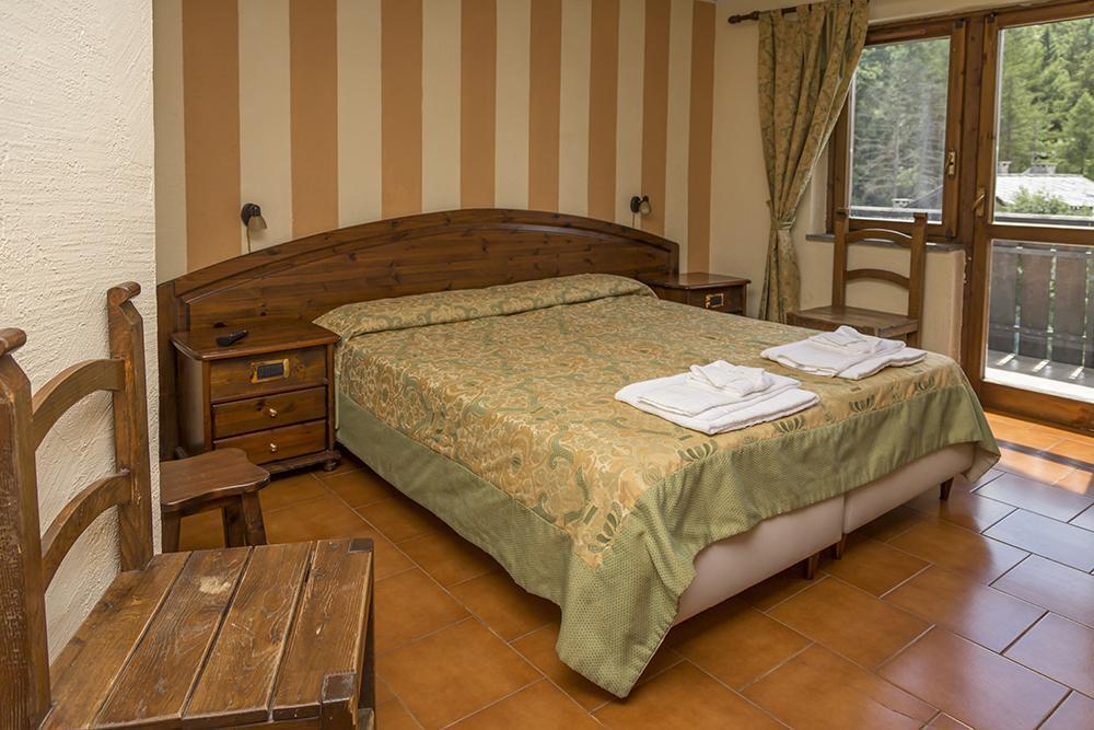 Hotel La Fontaine Oulx Kültér fotó